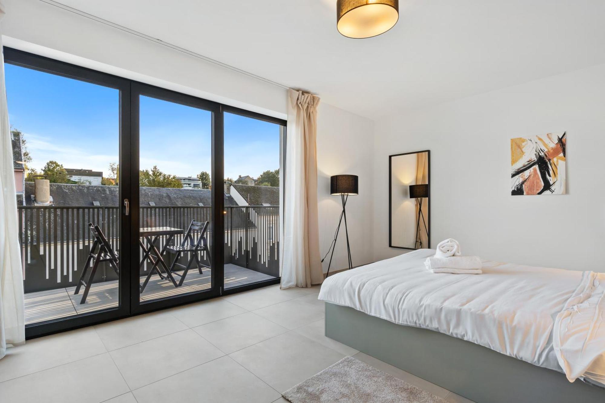 Comfort & Style In Vibrant Coliving Gasthof Luxemburg