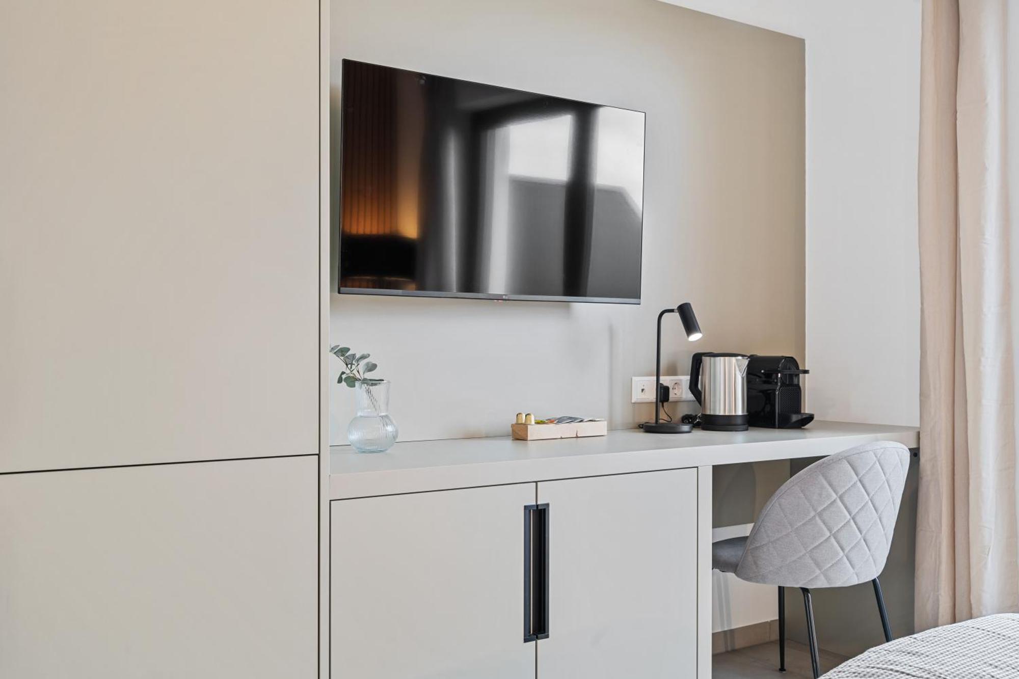 Comfort & Style In Vibrant Coliving Gasthof Luxemburg